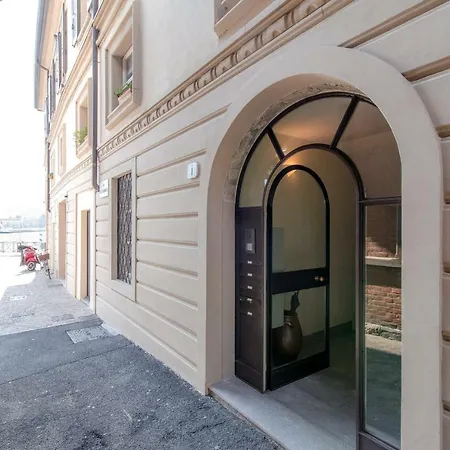 Ca Mia - The House Of Travelers *